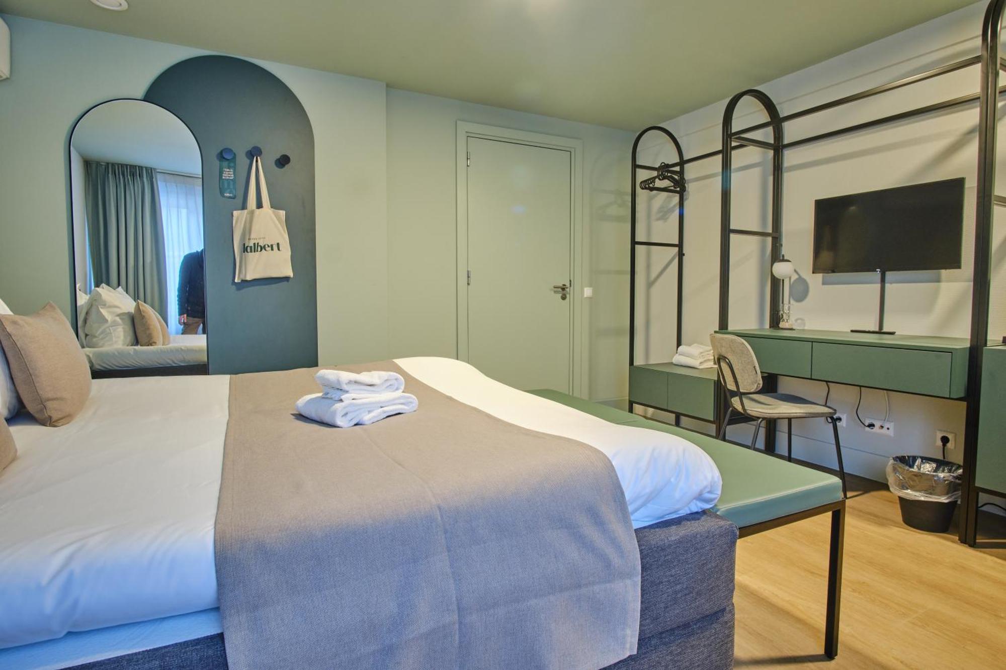 חרונינגן Hotel Halbert מראה חיצוני תמונה